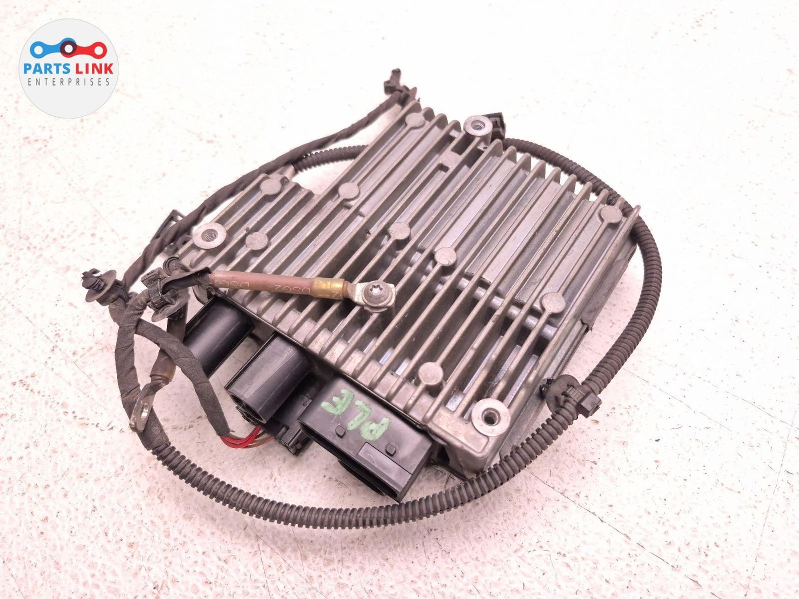 16-20 BENTLEY BENTAYGA REAR ACTIVE ROLL STABILIZATION CONTROL MODULE 975907156H