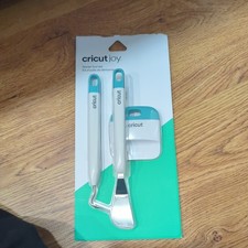 Cricut Starter Tool Set NIP includes weeder, scraper  spatula