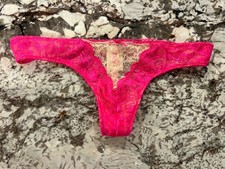 True Vintage Victoria's Secret PINK Extra Low-Rise Thong NWT Medium All Lace