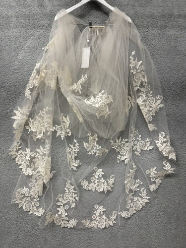 Emily Hart Ivory Mesh Floral Embroidered Long Veil Women's Size Cathedral NWT