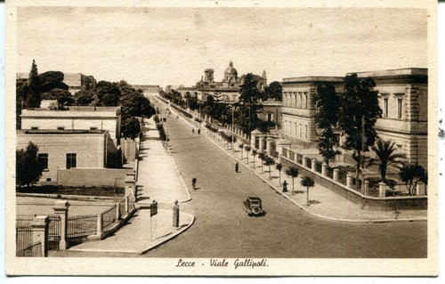 Italy Lecce - Viale Gallipoli old sepia postcard - Picture 2 of 3