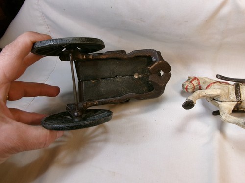 Vintage Cast Iron Horse Drawn Police Chief Wagon - Picture 6 of 7