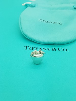 Tiffany & Co. Sterling Silber Apfel Charm oder Anhänger