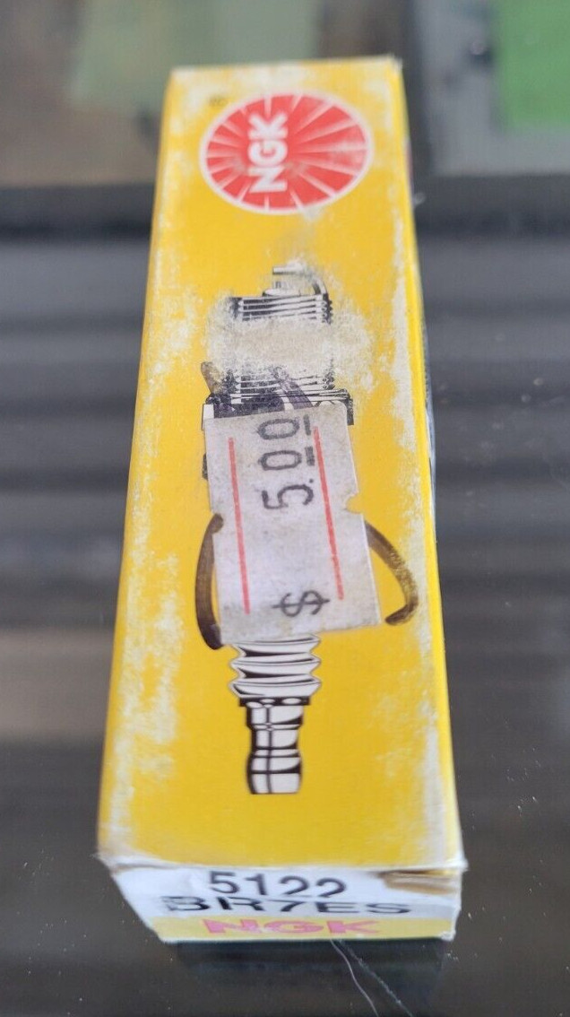 LOT OF 1 NGK BR7ES 5122 SPARK PLUGS FROM A LOCAL ESTATE