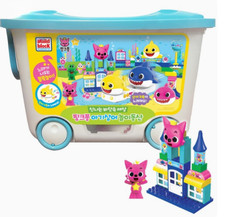 PINKFONG Baby Shark Family Amusement Theme Park Block Play Toy 4Figures Kids NEW