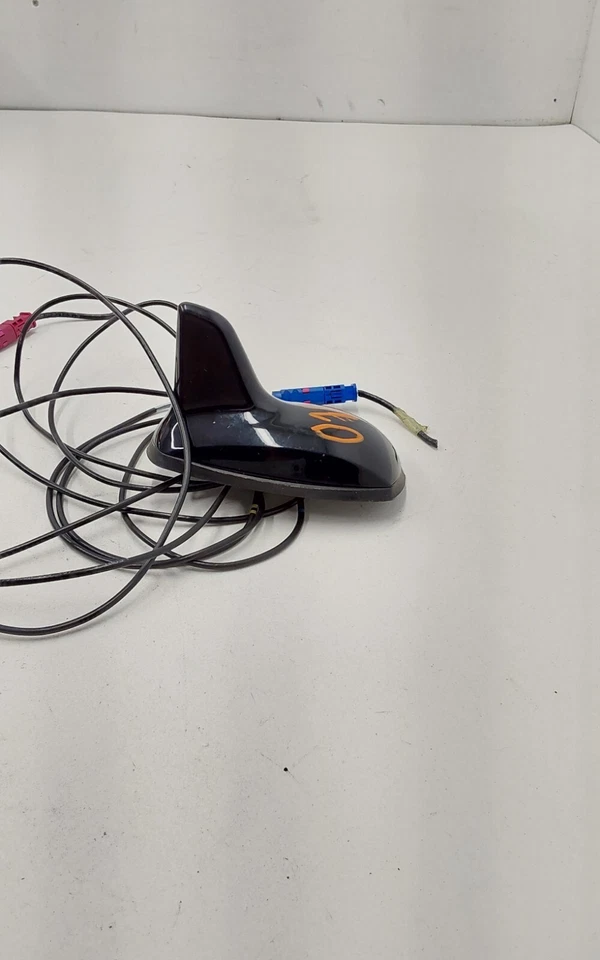 Mercedes-Benz C250 2013 antena OEM 050511ZP5 Foto 4 de 4