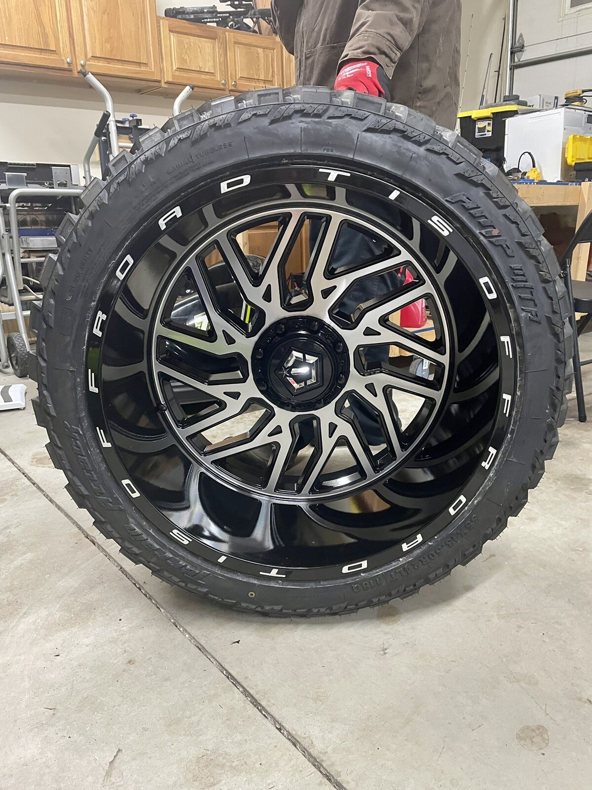 Picture 1 of 4