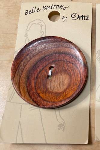 Belle Buttons by Dritz Large Wooden Cross Grain Buttons 1.75” Set of 3 Unique - Picture 3 of 12