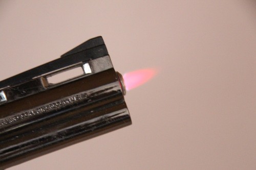 Magnum Pistolen Feuerzeug 1 zu 1 Model NEU&OVP !!! - Bild 4 von 4