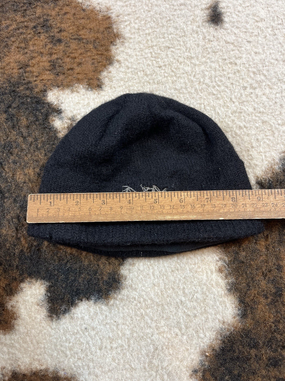 Cappello in maglia ARC'TERYX VINTAGE testa di uccellino Toque Beanie 100% lana *poco ridotto*