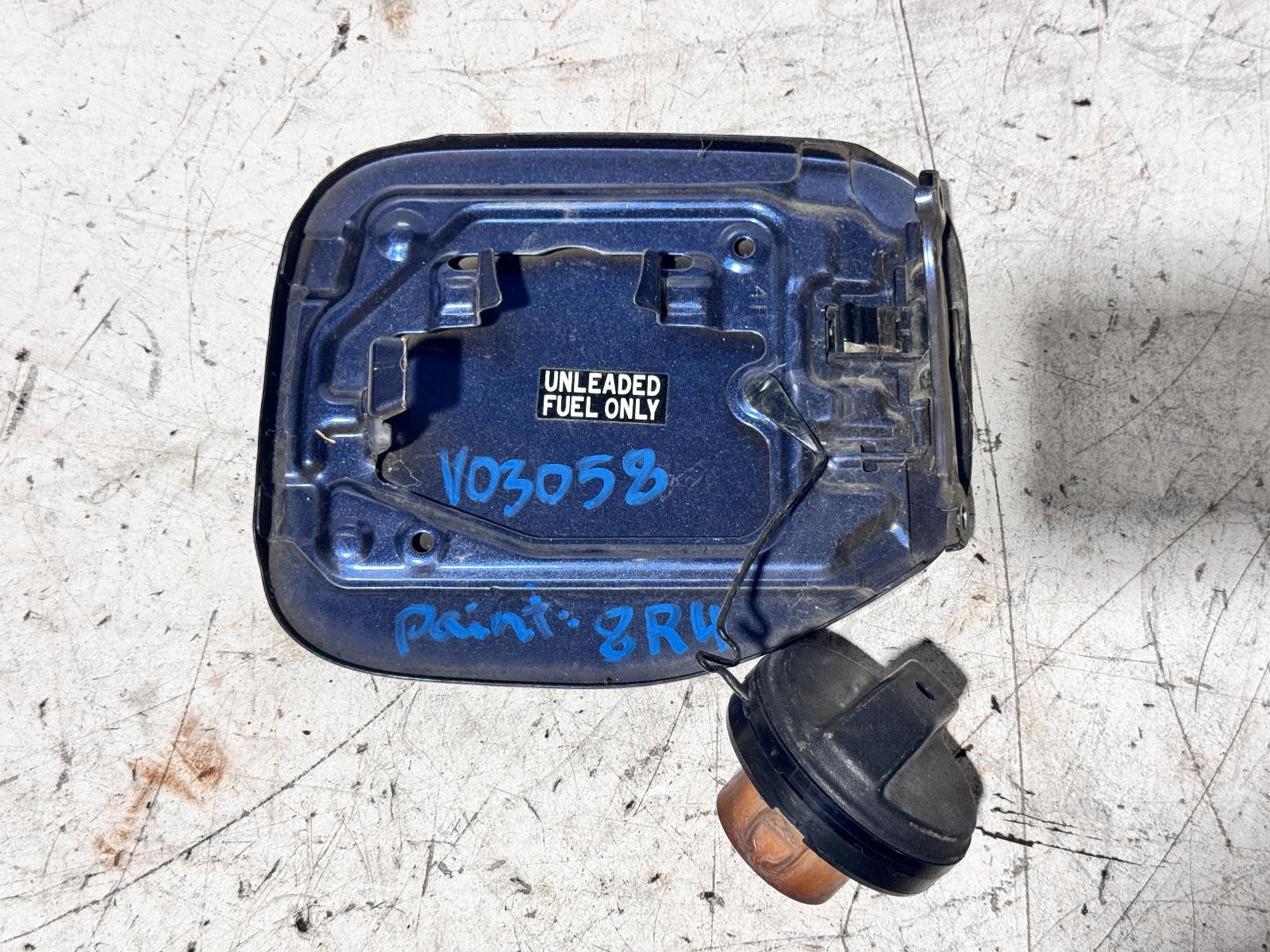 Toyota Prado Fuel Door GRJ120 02/2003-10/2009 - thumbnail 2