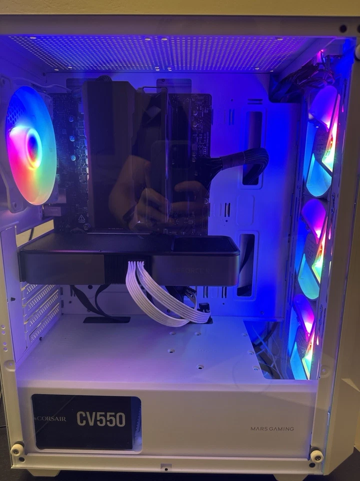 computer gaming fisso CPU: AMD Ryzen 5 7600 - Immagine 3 di 4