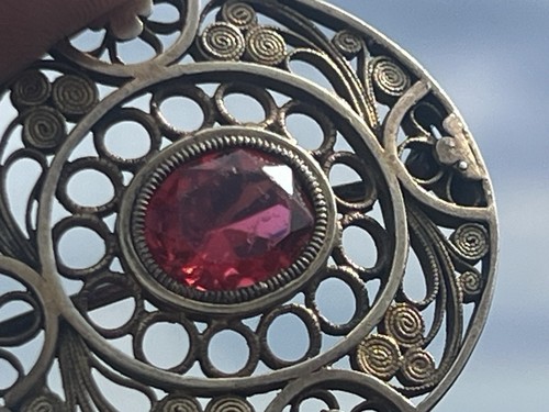 Antique Reddish-pink Stone Brooch C Clasp, Intricate Design, Victorian Era - Picture 10 of 14