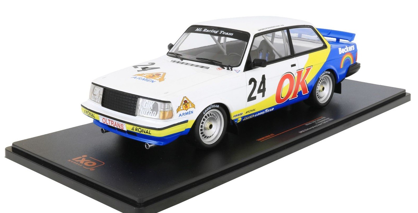 Volvo 240 Turbo 1/18 IXO MODELS voiture miniature de course Gunnar Andersson 1985