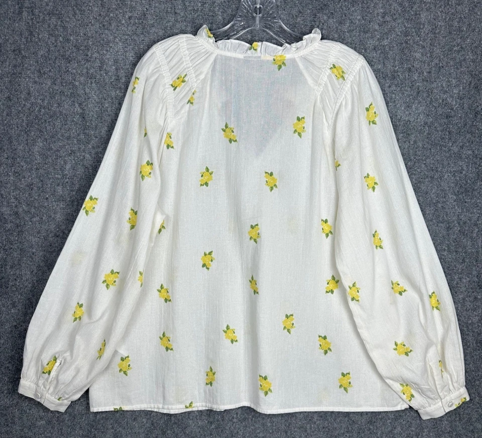 Blusa Camponesa Vero Moda Branca Floral Feminina Extra Grande Manga Longa Decote Babado Boho Top - Imagem 4 de 4