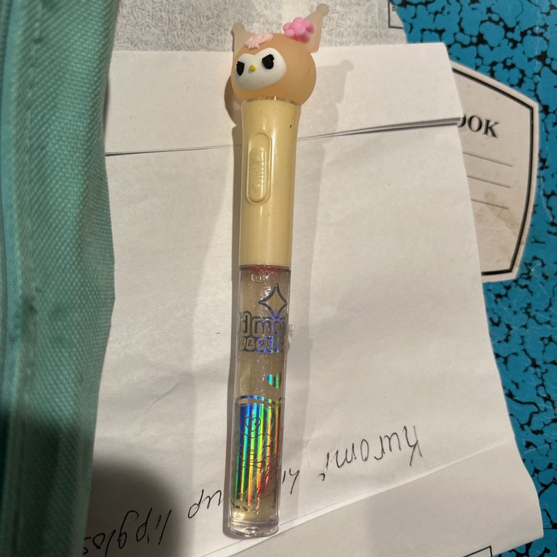 KUROMI LIGHT UP  YELLOW  LIP   GLOSS