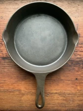 Wagner Unmarked Fat Handle #8 Cast Iron Skillet, Restored