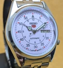 Rare vintage Seiko 5 automatic day date movement number7009A japan made men's w