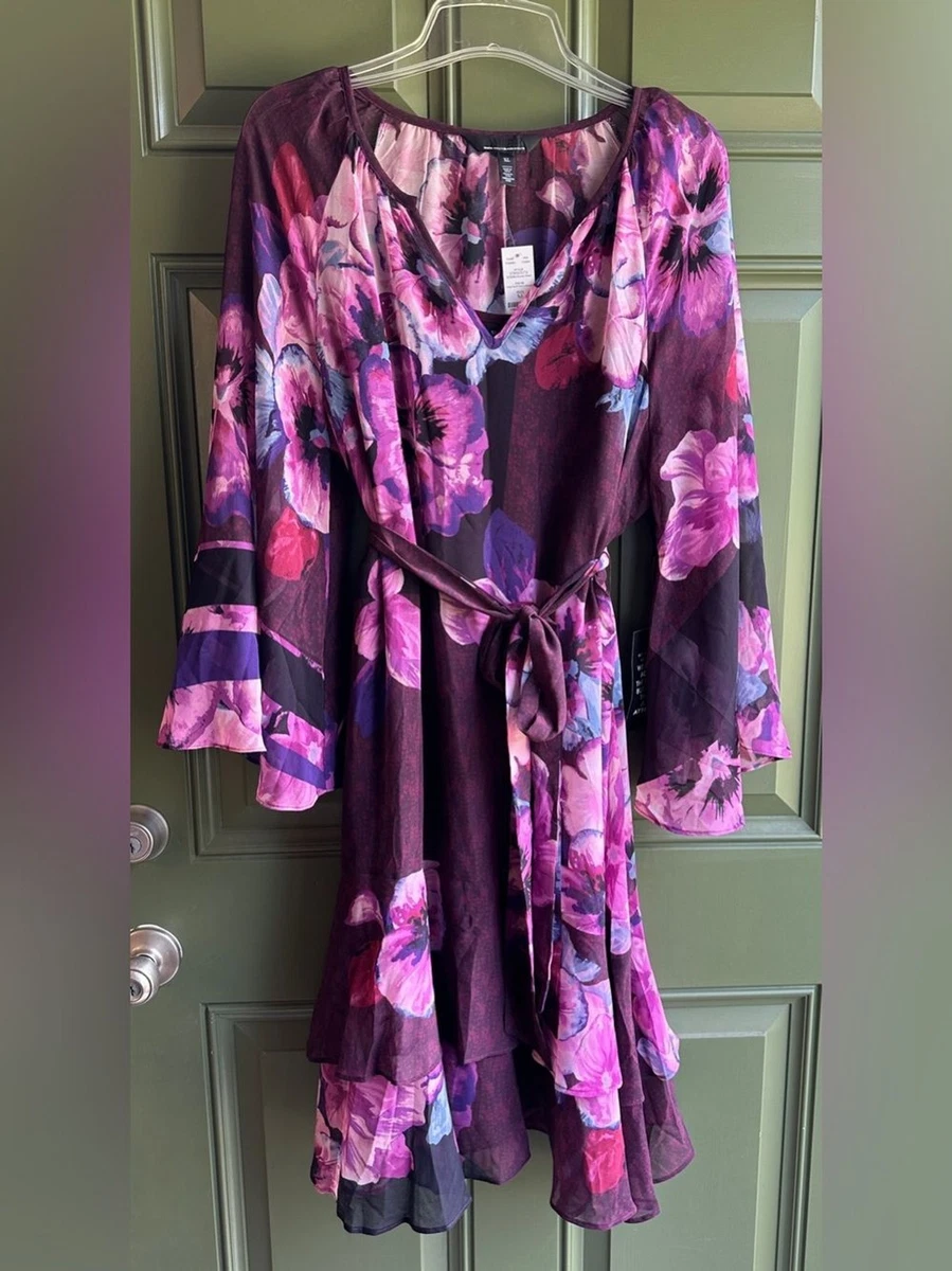 white house black market purple dress Sz 6 White House Black Market Purple Flared 3/4 Sleeve Ruffle Hem Eyelet Dress