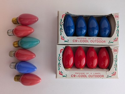 Lot of Vintage C9 outdoor lamps/bulbs 2 packs of 4 bulbs and 6 loose bulbs