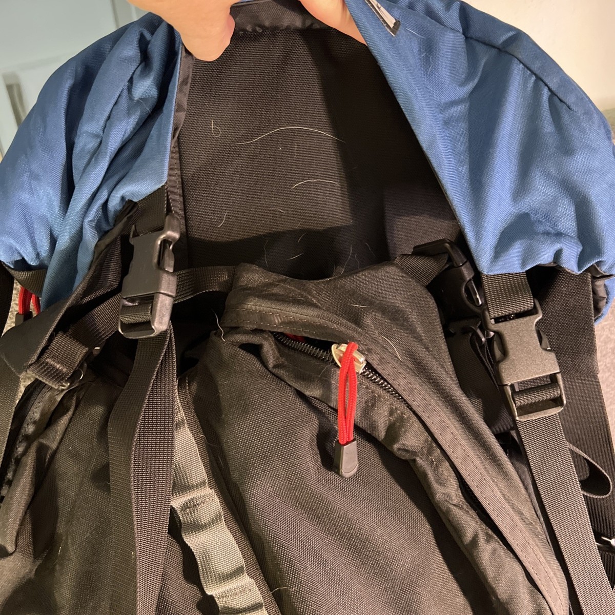 Osprey Vector Two Hiking Backpack Isis Blue/Black W Detachable Day Pack WM Osprey Vector Two Hiking Backpack Isis Blue/Black W  main image 2