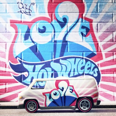 Mattel Creations Exclusive Hot Wheels RLC  X Cey Adams 70 s ''LOVE'' Van Sealed!