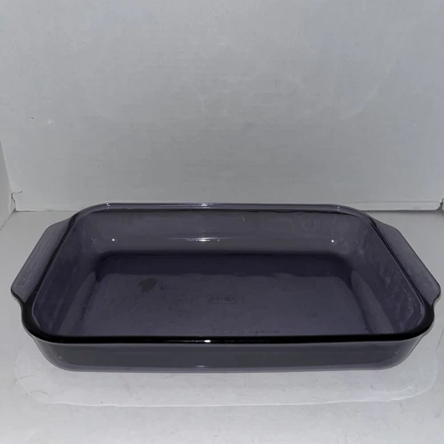 VTG Pyrex 233 Amethyst Purple 13X9X2 Baking Dish USA 3QT Rectangle Lasagna