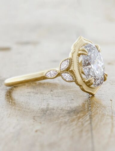 Anillo de compromiso moissanita de corte ovalado Art Deco de 3 quilates oro amarillo sólido de 14 quilates - Imagen 2 de 9