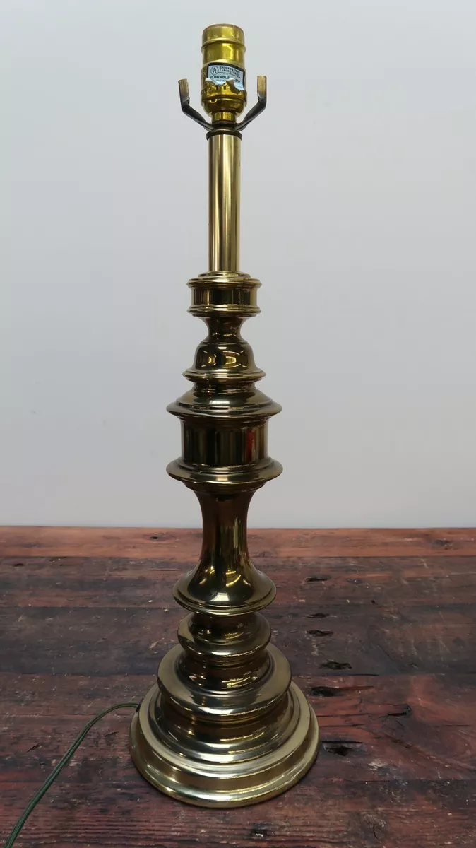 Vintage Leviton Brass Table Lamp 7 x 7 x H23.5