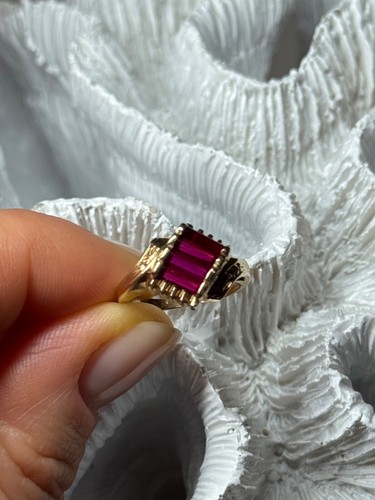 14K YELLOW GOLD RING RUBY SIZE 2.5 - Picture 5 of 15