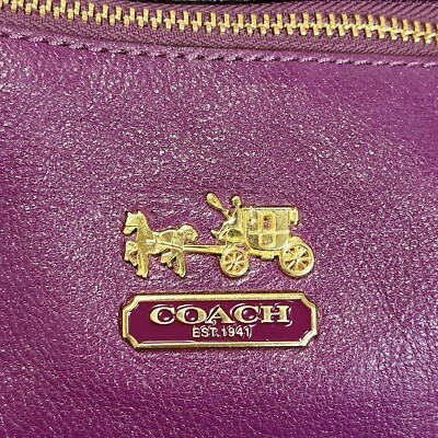 COACH Purple Leather Shoulder Bag with Gold Hardware - Excellent
