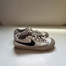 Nike Blazer Low '77 White Black Low Sneaker Shoes GS 4Y DA4074-101 Used No Box