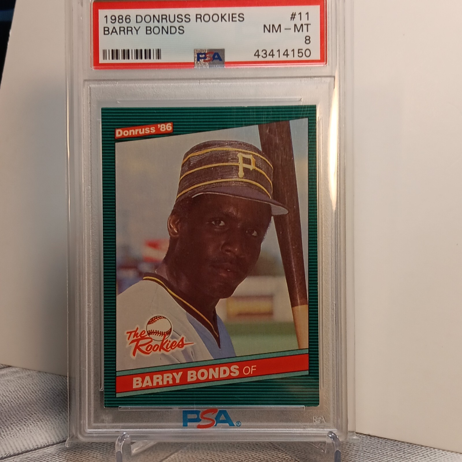 Donruss 1986 The Rookies Barry Bonds Pittsburgh Pirates RC #11 PSA 8 view 2