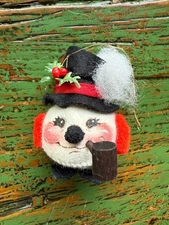 Vintage Annalee Doll 3” Snowman Ornament Head 1982 Open Eyes Wooden Pipe