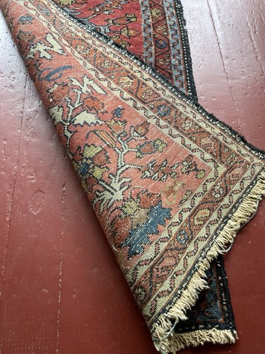 29.5"x 36 SEMI ANTIQUE SAROUK ?Hand Knotted Wool Rug RASPBERRY BLUE OLIVE BLACK - Picture 19 of 20