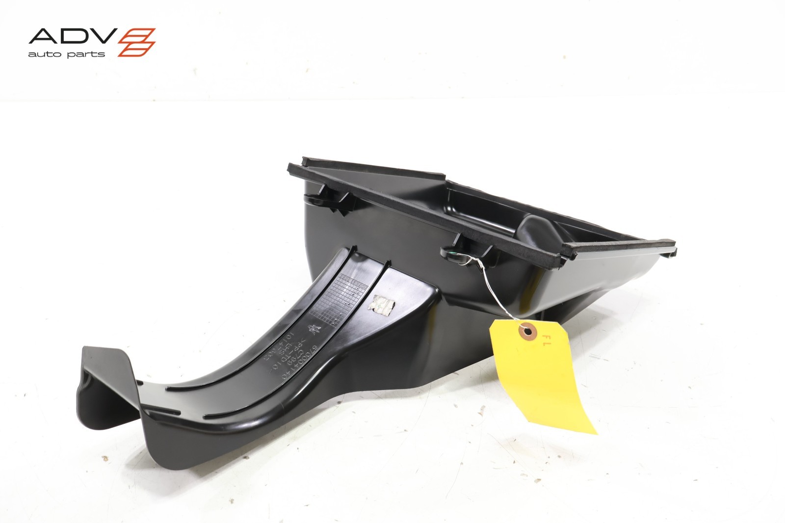 2014-2024 MASERATI GHIBLI 3.0L ENGINE LEFT SIDE INTERCOOLER AIR DUCT SHROUD OEM