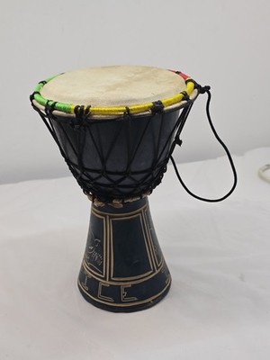 Handgefertigte Djembe Trommel im afrikanischen Stil 26 cm geschnitzt Holzseil gestimmt 15 cm Kopf