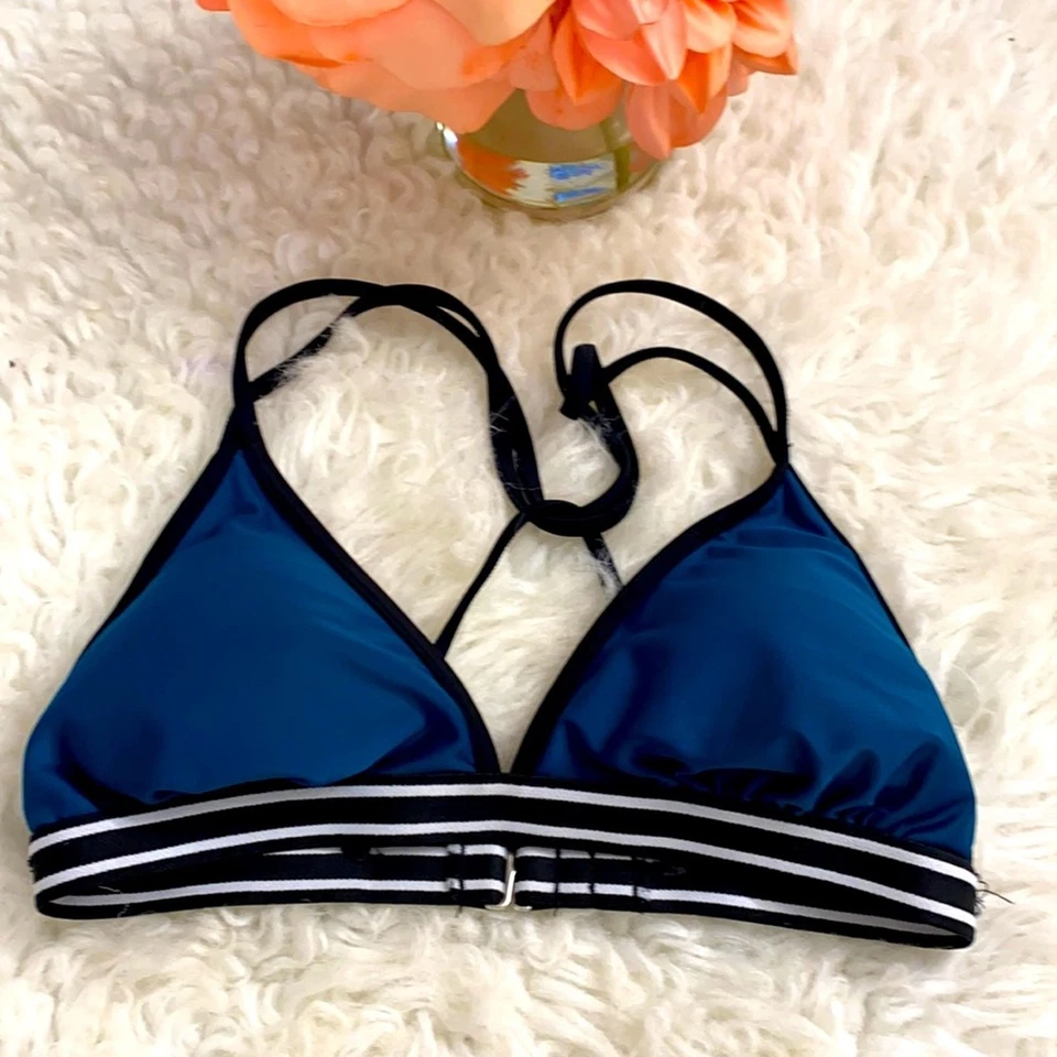 Б/у синий бюстгальтер Xhilaration XS - Изображение 2 из 4