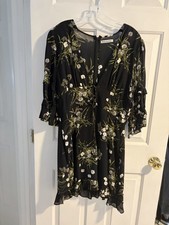 Reformation Mya V-Neck Dress In Black With Floral White Size 12