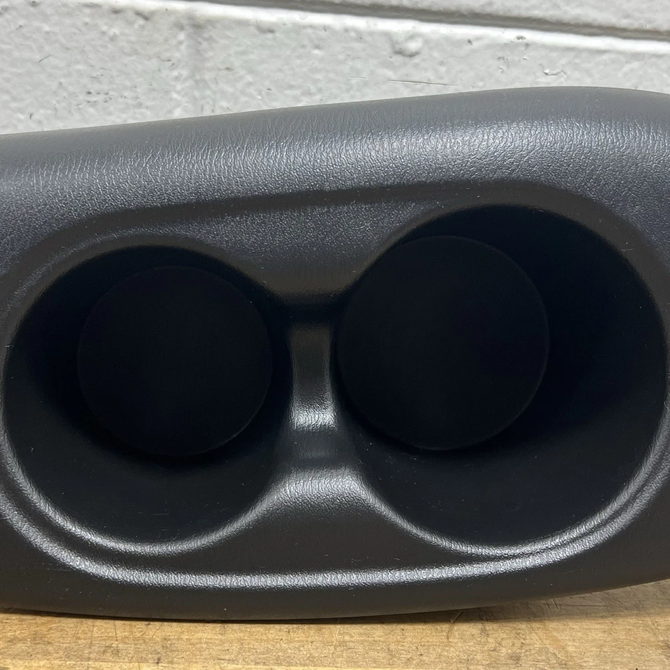 2011-2020 英菲尼迪 QX56 右后四分之一面板杯架装饰盖 原始设备制造商 — 第 4/4 张图片