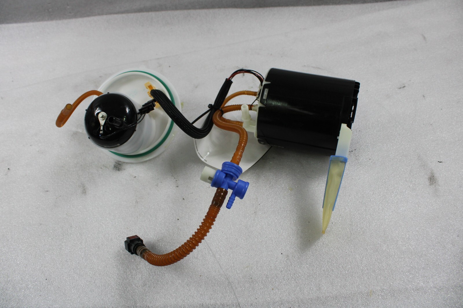 Mclaren MP4-12C, LH, Left, Fuel Pump, Complete, Used