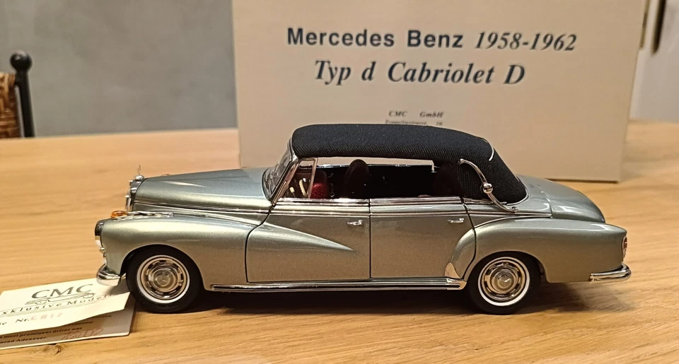 CMC -MERCEDES-BENZ 300 D TYPE Cabriolet - 1:24 GRAY MET. in OVP - Immagine 2 di 4