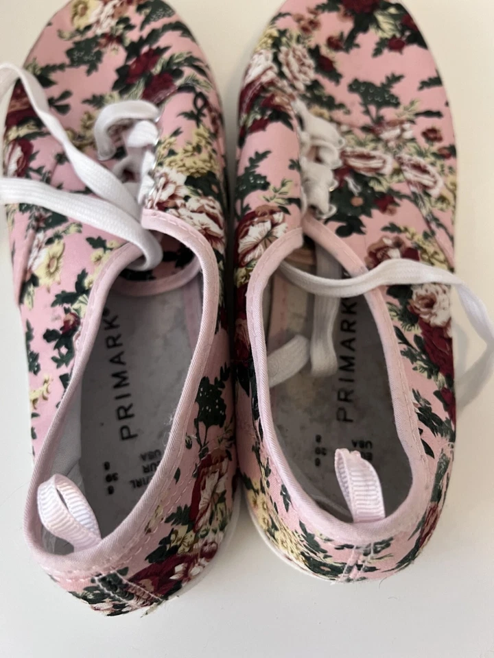 NEW Lace Up Pumps Sneakers Size UK 6 EU39 Pink Floral - Image 2 of 4