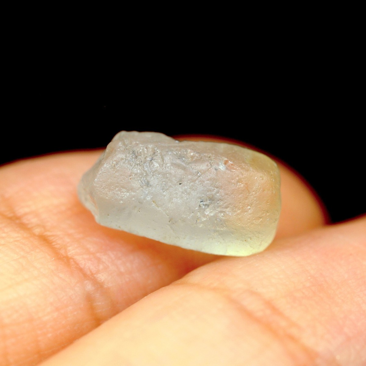 Certified 4.73ct Natural Unheated Ceylon White Sapphire Hexagonal