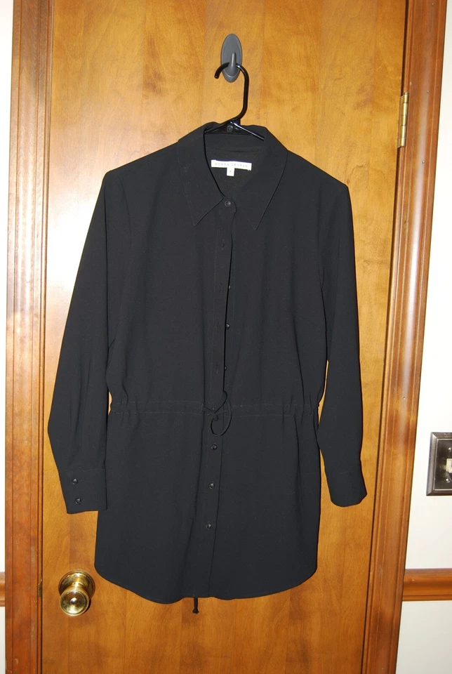 Chaqueta/camisa Donna Degnan negra peplum, talla 4 Foto 2 de 4