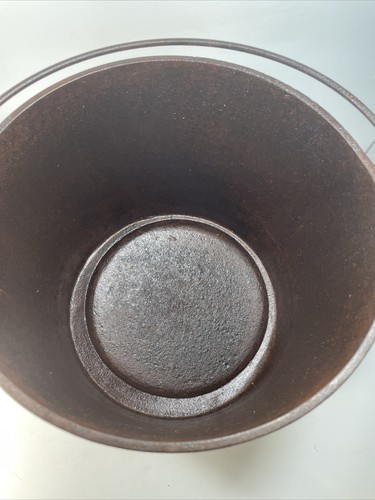 I.A.S. & Co. Isaac A Sheppard Cast Iron #8 four footed Kettle PA Gate Marked - Picture 6 of 9