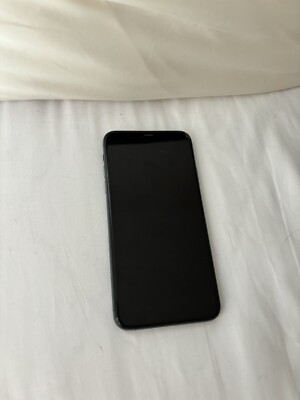 Apple iPhone 11 Pro Max - 64GB - Midnight Green (Unlocked) A2218