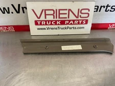 KENWORTH S22-1060-400 COVER-A POST LH