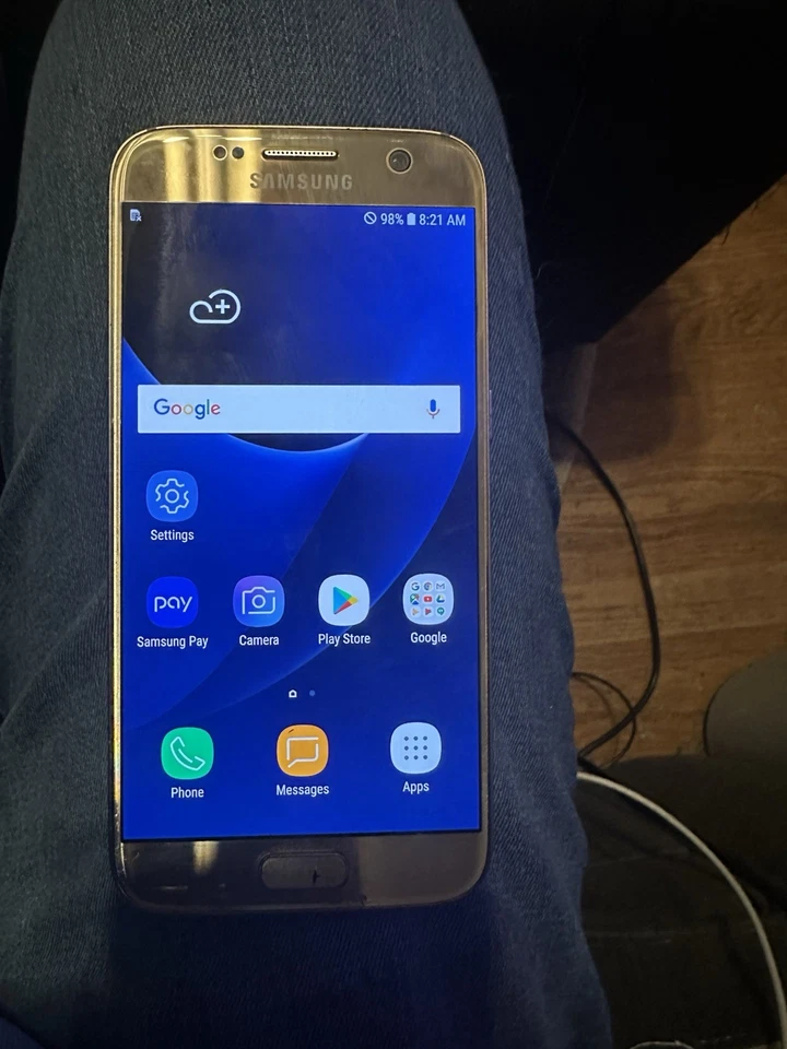 Samsung Galaxy S7 32 GB Gold Platinum (Unlocked) - Image 3 of 4