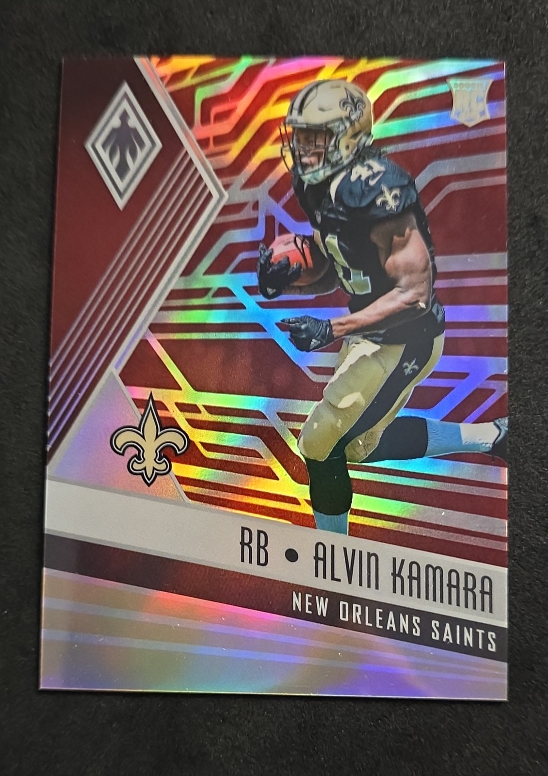 2017 Panini Phoenix - Rookies Alvin Kamara #113 Red /299 (RC)